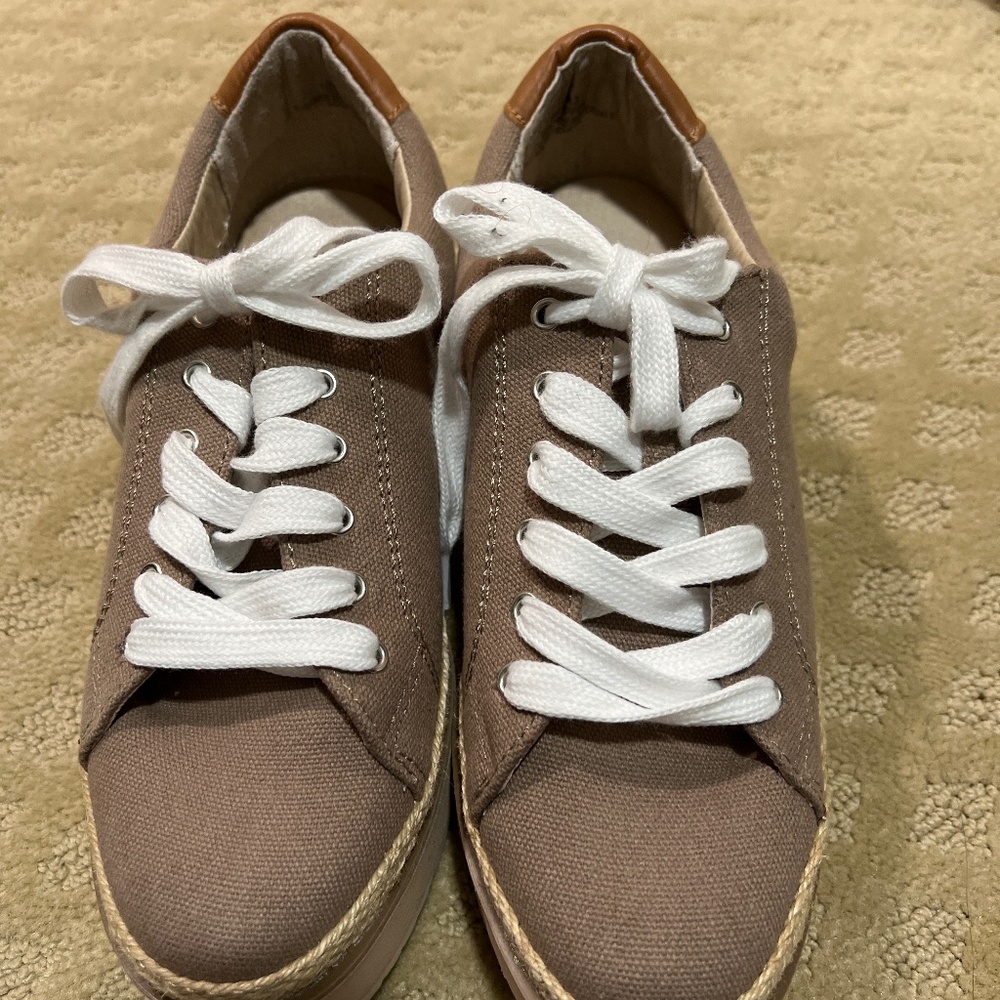 Dolce Vita shoes